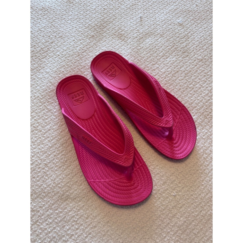 Reef One Hot Pink Flip Flop Sandals Womens Size 8 Beach Pool Water Friendly